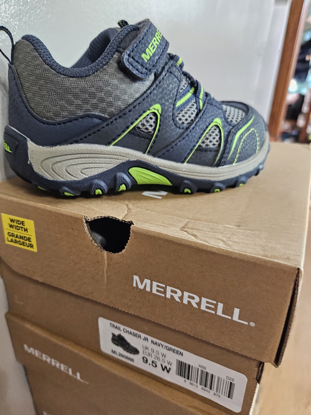Merrell Kids Navy and Lime Trail Chaser 9.5 Wide Sneaker - Picture 2 of 4